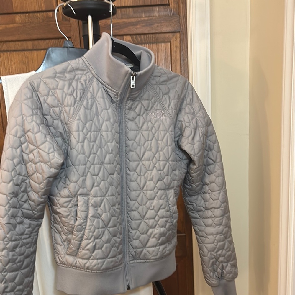 The North Face Women's Gray Quilted Bomber Jacket
